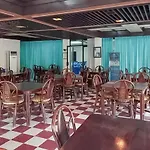 RedDoorz Plus near Tugu Mercusuar Anyer
